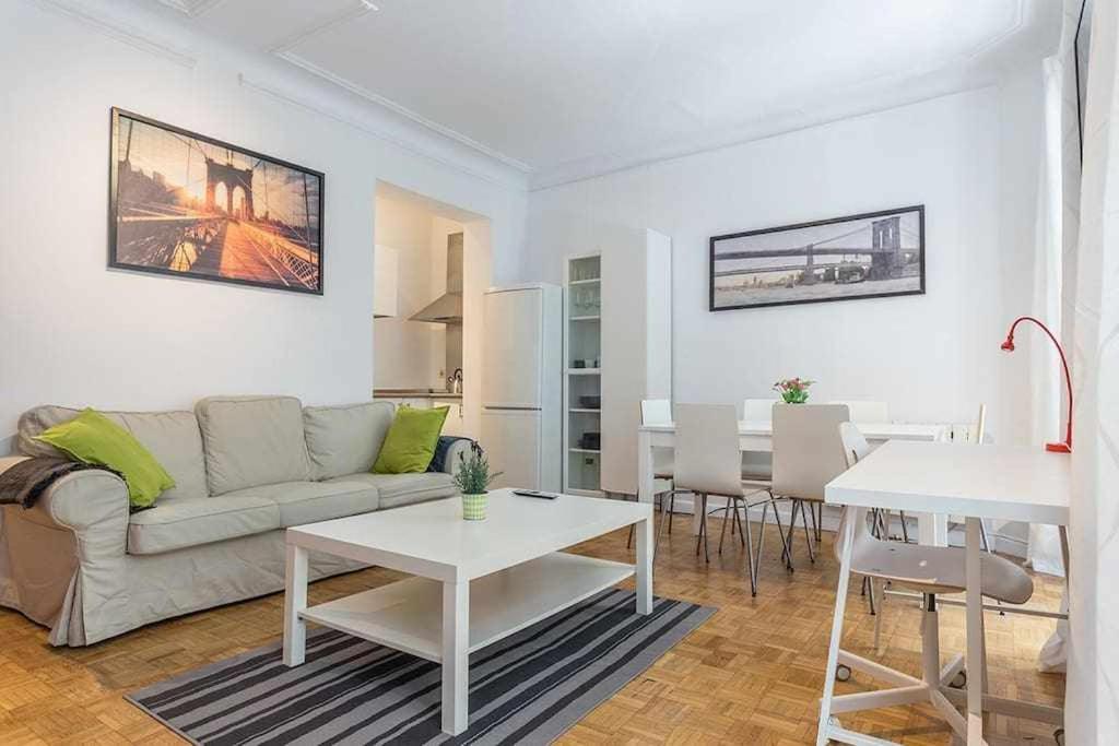 Ferienwohnung Apartamento Confortable En Atocha Madrid Exterior foto